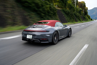 電動ターボチャージャーはドライバーのアクセル操作に対するラグがないため、あたかも自然吸気エンジンかのような感覚が味わえる。