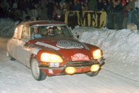 「シトロエンDS」はドライバーズカーとしても高い資質を持ち、ラリーなどでも活躍をみせた。写真は1972年のモンテカルロラリーの様子。