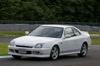 1996年11月から2001年9月に生産された5代目「プレリュード」は、デビュー当時、2、3代目への回帰を思わせるデザインに賛否が分かれたと記憶している。国内累計販売は1万4000台弱にとどまった。