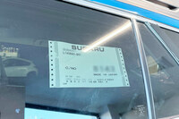 面白いので、スバル車に貼られていた輸送用かんばんも。こちらは常陸那珂（ひたちなか）の港を2024年2月に出て、同じリグリア州のジェノヴァに到着していることがわかる。