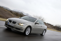 写真は「BMW335iカブリオレ」