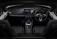 「ロードスターRF S」のインテリア。