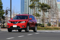 日本市場でのSUVの年間販売台数で、長らくトップに君臨し続けていた「エクストレイル」だが、昨年（2013年）は「マツダCX-5」「スバル・フォレスター」の後塵を拝す結果となった。
    