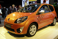 2007年東京モーターショーで展示された、新型「ルノー・トゥインゴ」。