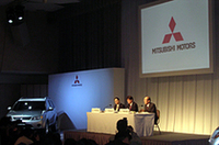 三菱自動車、2005年発表予定のコンセプトモデルを披露の画像