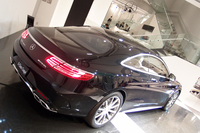 「Sクラス クーペ」のリアビュー。