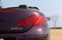 プジョー307CCプレミアム（4AT）＆S16（5MT）【試乗記】の画像