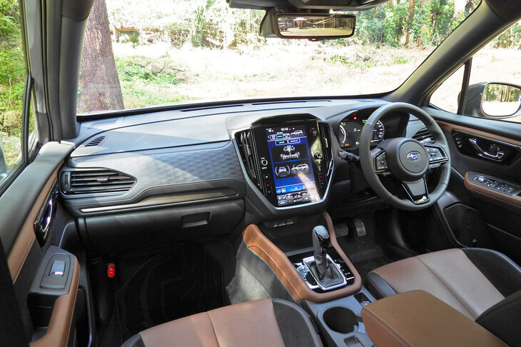 スバル・フォレスター プレミアムS：HEV EX（インストゥルメントパネルまわり）