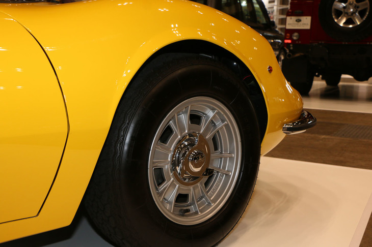 フェラーリ・ディーノ246GT/L（1969年）／ヴィンテージ湘南