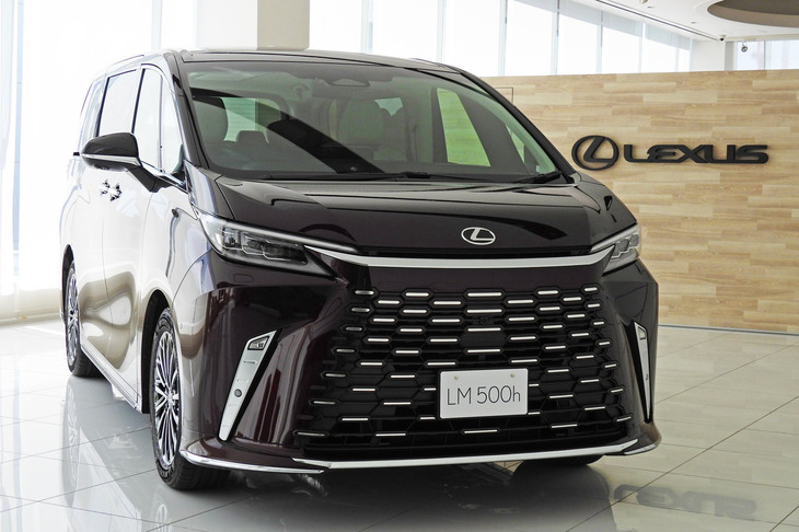 レクサスLM500h“バージョンL”（エクステリア）