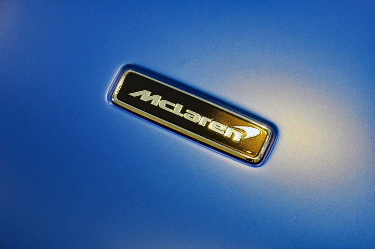 マクラーレン・エルヴァ（エンブレム）