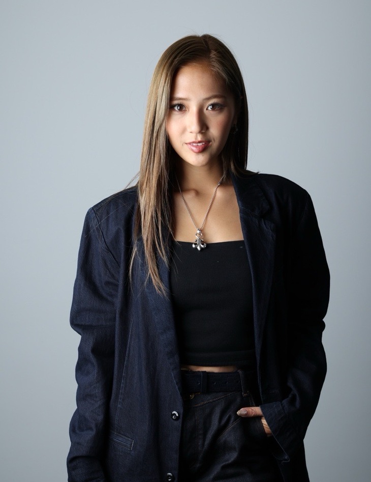 レーシングドライバーの織戸茉彩選手。