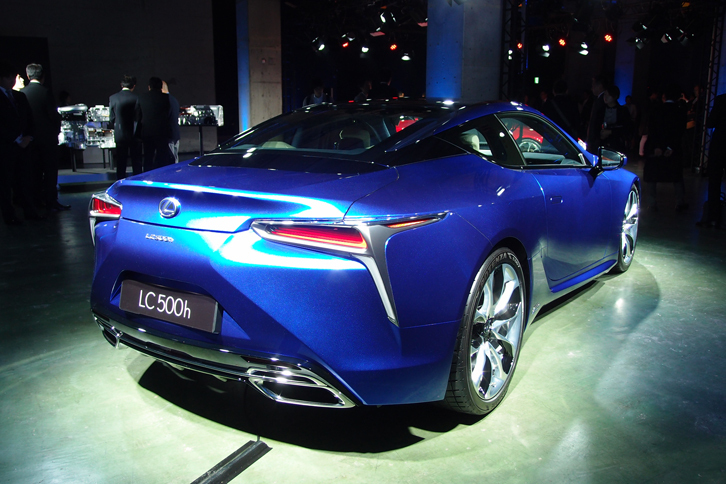 レクサスLC500hプロトタイプ