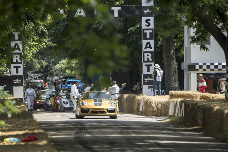 「ポルシェ911ターボSエクスクルーシブシリーズ」