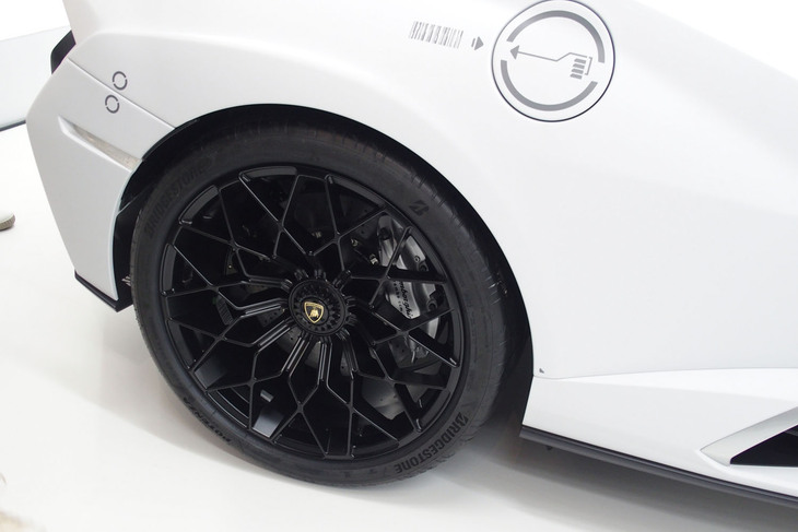 ウラカンSTOタイムチェイサー_111100（リアタイヤ）