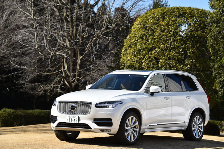 ボルボXC90 T6 AWD インスクリプション