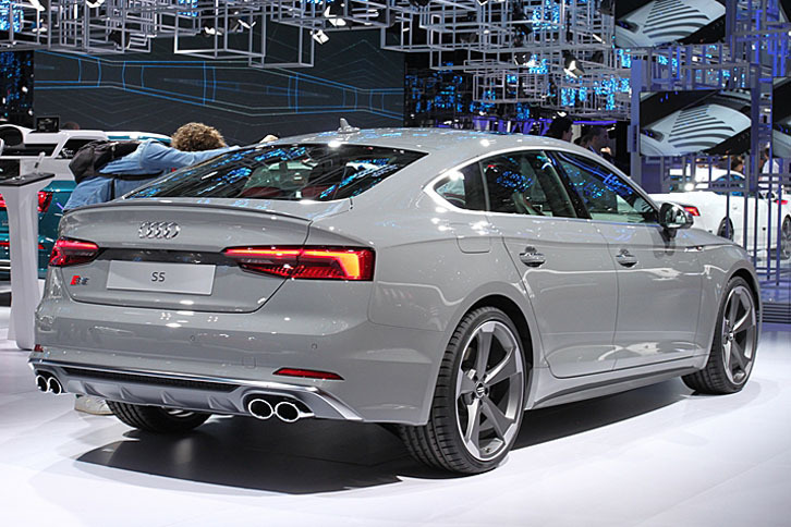 アウディS5スポーツバック（エクステリア）