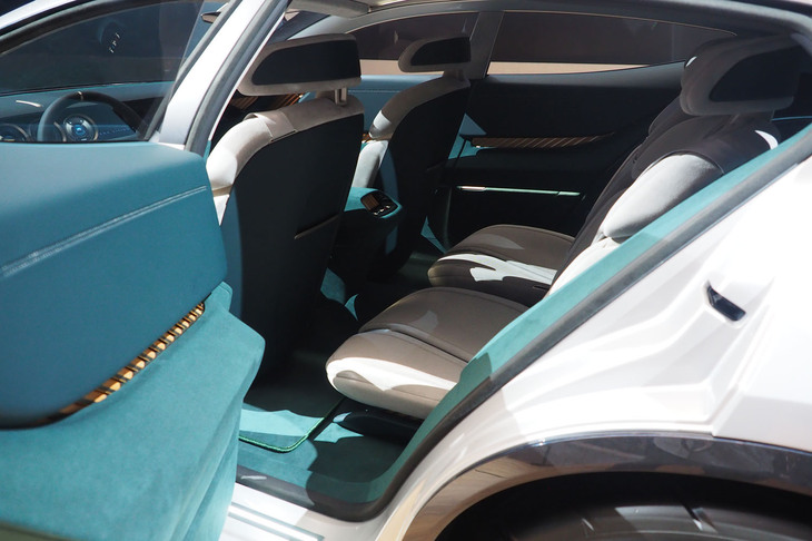 マツダ・ビジョンXクーペ