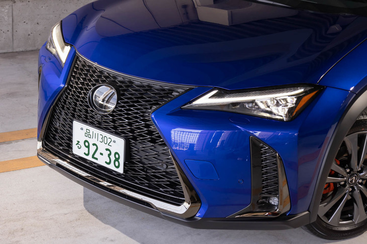 レクサスUX250h“Fスポーツ”