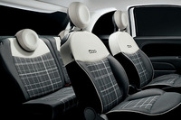 青空をイメージした限定車「フィアット500チエーロブル」発売の画像