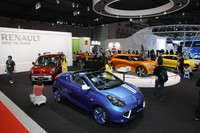 ルノーのブースは日本初公開が続々