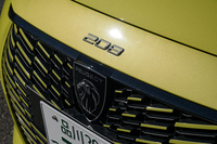プジョー208 GTハイブリッド