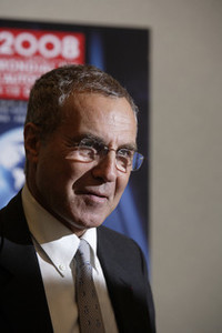 パリ国際モーターショー専務理事ティエリー・エス氏。出展者側の情報を掴んでいる氏は「今年はイノベーションの多いモーターショーになるでしょう」と内容の充実ぶりを示唆した。（写真＝高橋信宏）