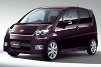 「ダイハツ・ムーヴカスタム」