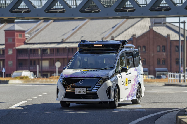 ドライバー不在の自動運転が日本でも！ センサー満載の「日産セレナe