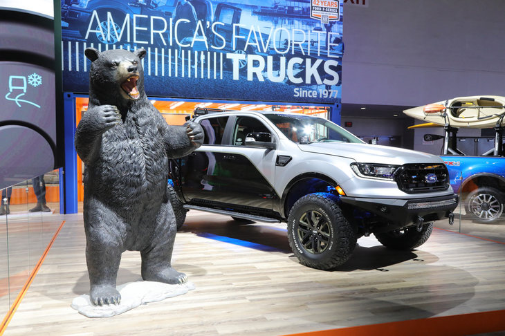 ピックアップトラックやSUV、パワフルなスポーツモデルなど、「より大きいクルマ」が好まれる傾向にあるデトロイトショーは、同時期に開催される先進技術の見本市「CES」の台頭もあり、時代の流れに取り残されつつあるのかもしれない。