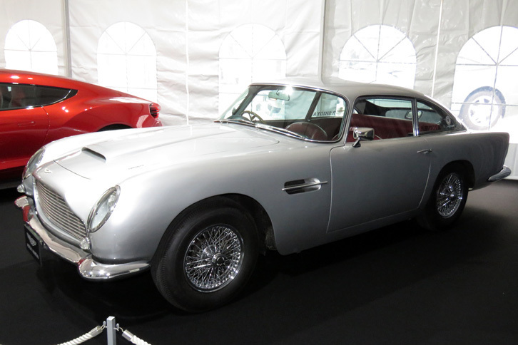 アストンマーティンDB5