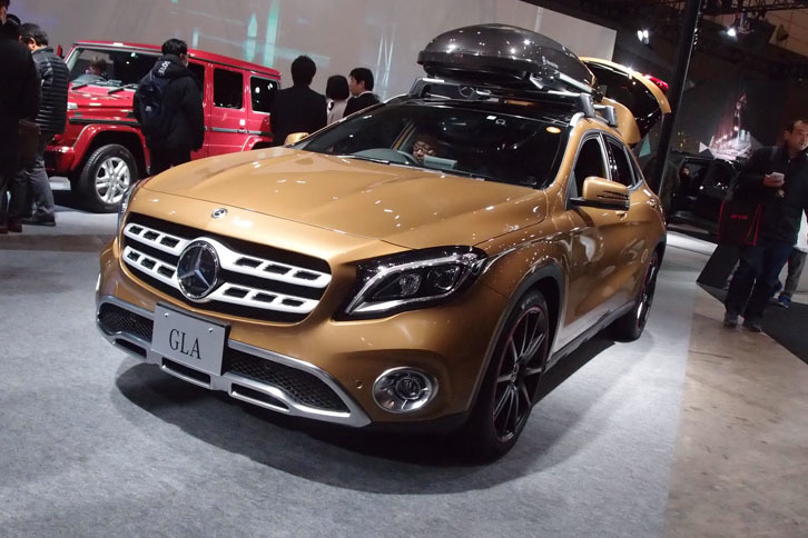 メルセデス・ベンツGLA220 4MATIC