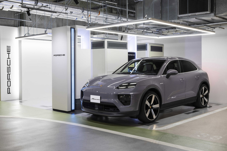 フル電動SUV「ポルシェ・マカン」は、車両本体価格が998万円の「マカン」から同1525万円の「マカン ターボ」まで全4モデルが導入される。