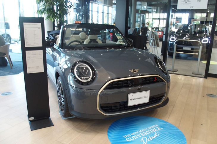 MINIクーパー コンバーチブル（エクステリア）