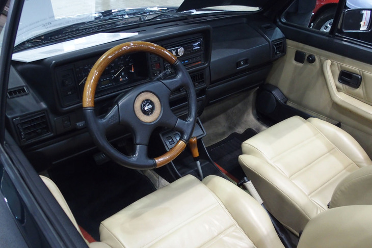 フォルクスワーゲン・ゴルフ カブリオ（1991年）／ヤナセクラシックカーセンター