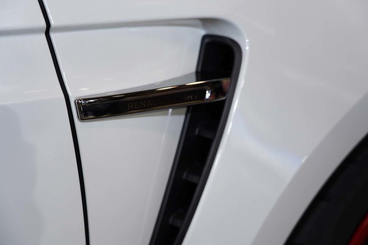 ルノー・メガーヌR.S.トロフィーR