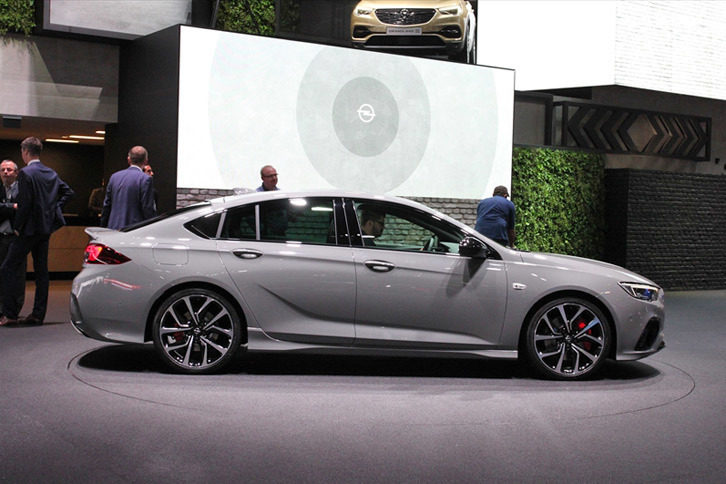 オペル・インシグニアGSi（エクステリア）