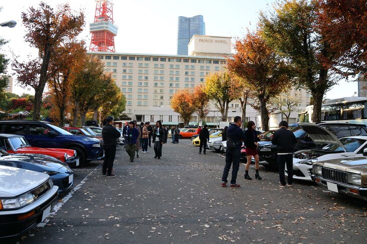 イベント終了後も、愛車談議の熱は収まらない。関係者によると、現時点で次回の開催は未定だそうだが、ソフト99が展開する公式サイト「くるままていらいふ」などを通じて、今後も愛車を大切にするオーナーとの交流を図っていくとしている。