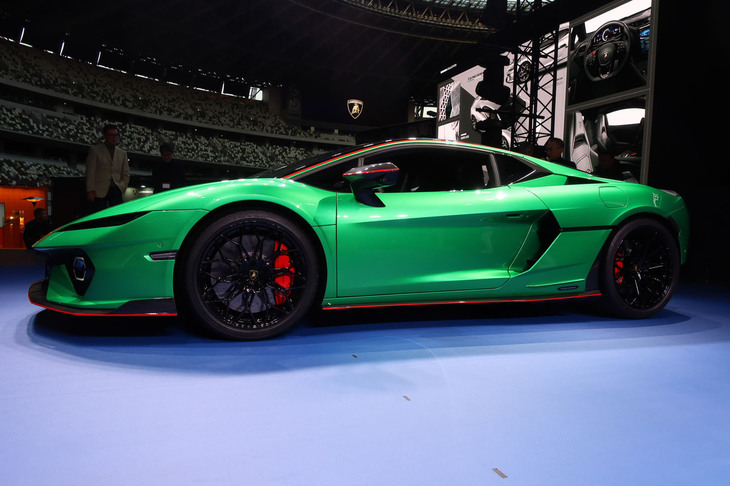 ランボルギーニ・テメラリオ＜アレジェリータパッケージ装着車＞