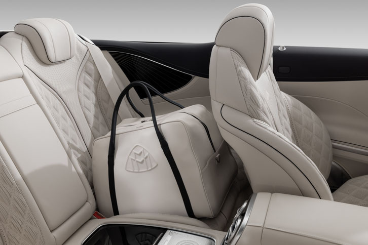 メルセデス・マイバッハS650カブリオレ（インテリア）