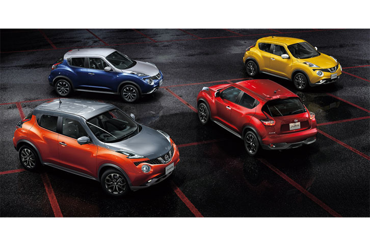 以前からあるツートンカラー「アズライトブルー／ブリリアントシルバー」（左上）も引き続き用意される。