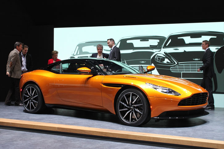 アストンマーティンDB11