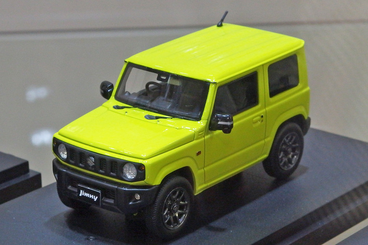 マーク43が早くもリリースした新型「スズキ・ジムニー」。2019年2月以降発売予定で、価格は1万0476円。