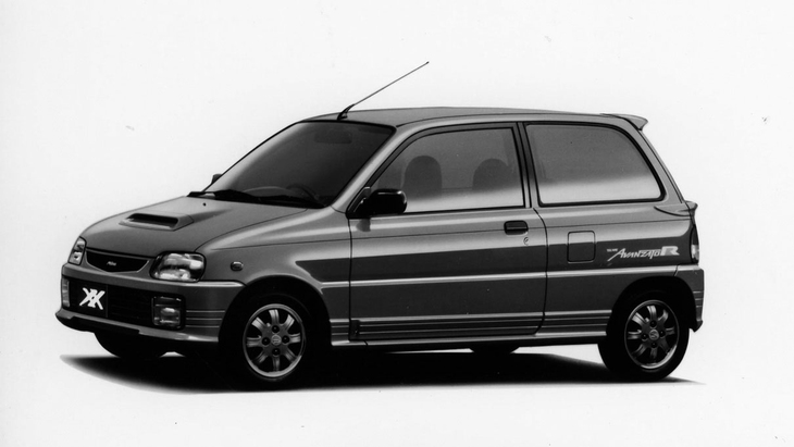 「TR-XX」は、1985年に2代目「ミラ」に設定されたスポーツグレードだ。のちに「TR-XXアバンツァート」に改称され、4代目まで存続した。