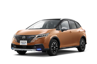 「日産ノートAUTECHクロスオーバー」がマイナーチェンジ　デザイン変更でSUVテイストを強調の画像