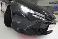 「オブザーブ ギズ3」を装着した「トヨタ・カローラ スポーツ」の氷上走行シーン。スラロームセクションでのクルマの安定感は「ギズ3」に軍配。しかも、そのペースは「ギズ2」を確実に超えていた。