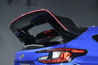 大型のリアウイングが目を引く「Performance-B STIコンセプト」のリアセクション。コンセプトモデルのこうした特徴的なアイテムが市販化にあたってどのように変更されるかも、マニアは注目している。