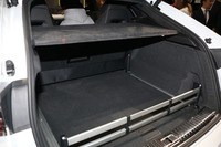 ランボルギーニ、高性能SUVの「ウルス」を日本初公開の画像