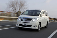 トヨタ・アルファードハイブリッドG（4WD/CVT）【ブリーフテスト】