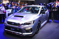 「WRX S4 STIスポーツコンセプト」